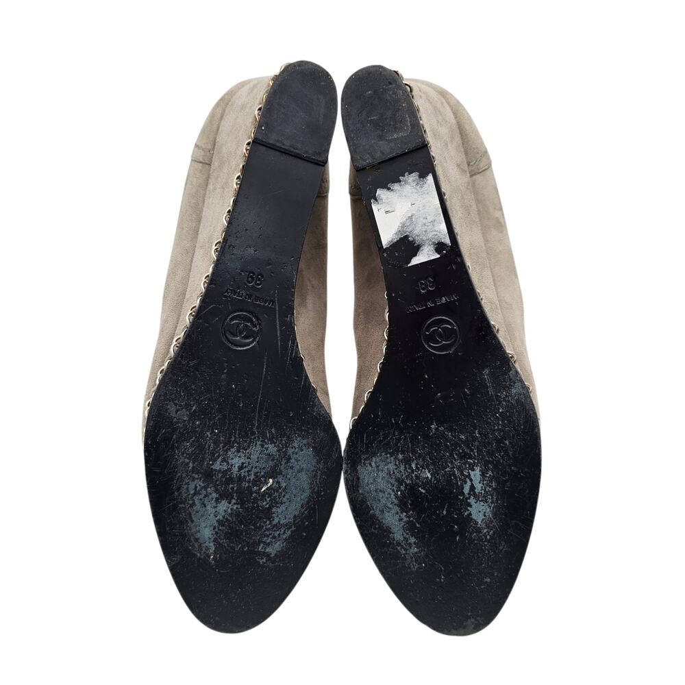 Chanel CC Cap Toe Chain Wedge Heel Pump Gray Suede Black Silver Size 39 US 8 8.5 - Picture 11 of 14